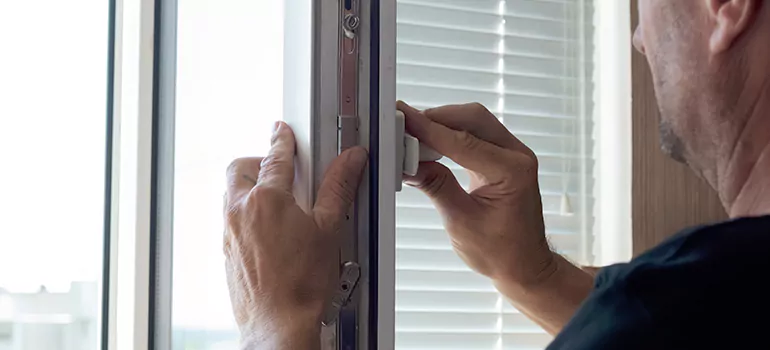 Lever Window Replacement Services in Oakland Park, FL