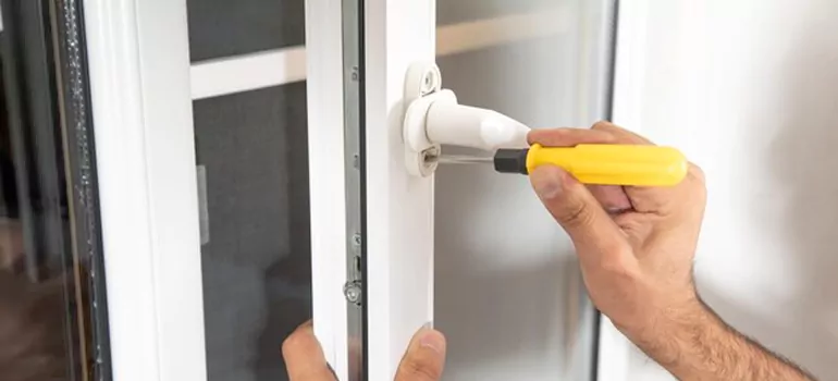 Casement Window Handle Replacement in Oakland Park, FL