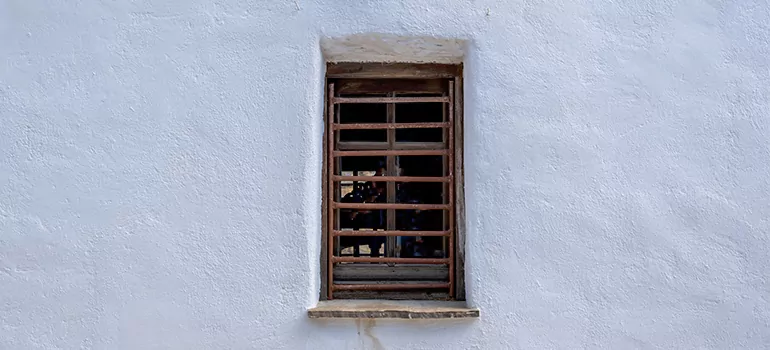 Residential Accordion Door Repair in Oakland Park, FL